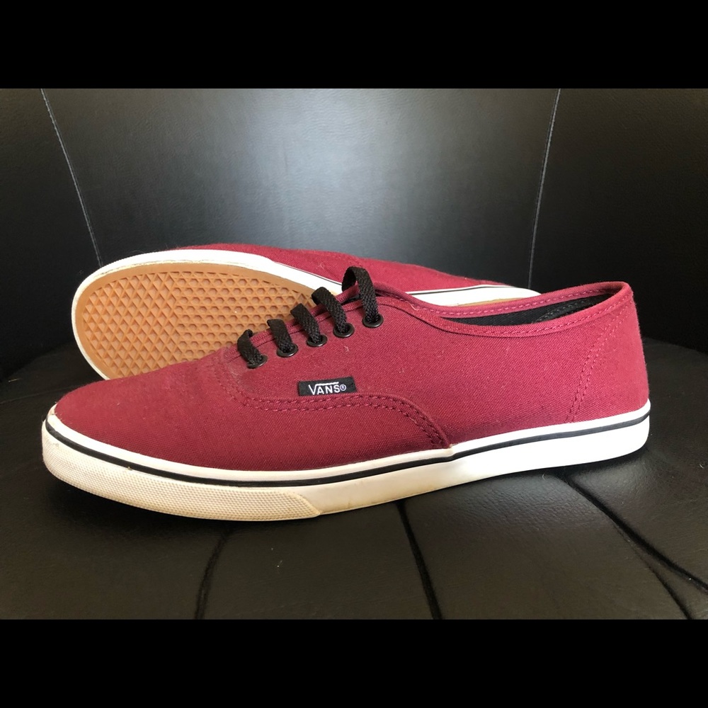 Maroon Vans W8.5